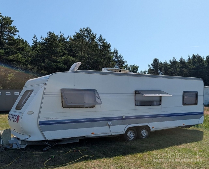 Hobby 720 Prestige - Prikabinamas namelis