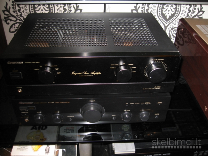 PIONEER A-300 stereo amplifier. 1991m. Made in Japan. Kaip Naujas.