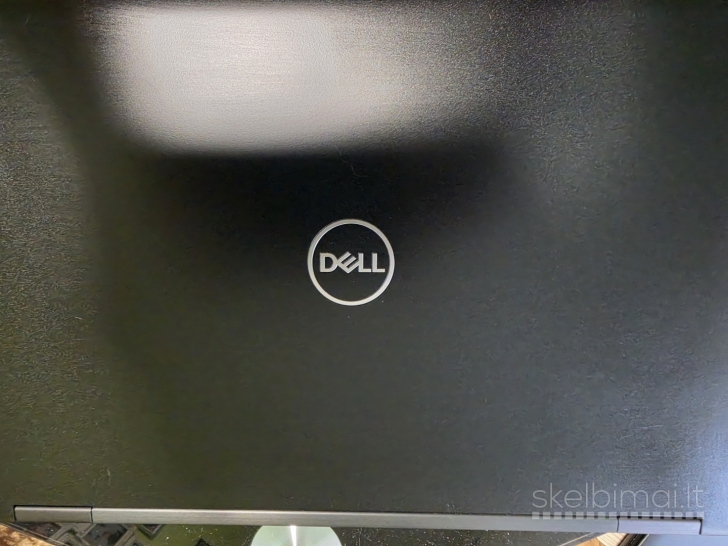 Dell Latitude 5590. i5-7300U. 16 gb/ 256 gb.