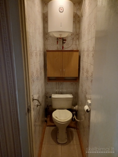 Skubiai parduodamas 2 kambarių butas Mažeikių centre