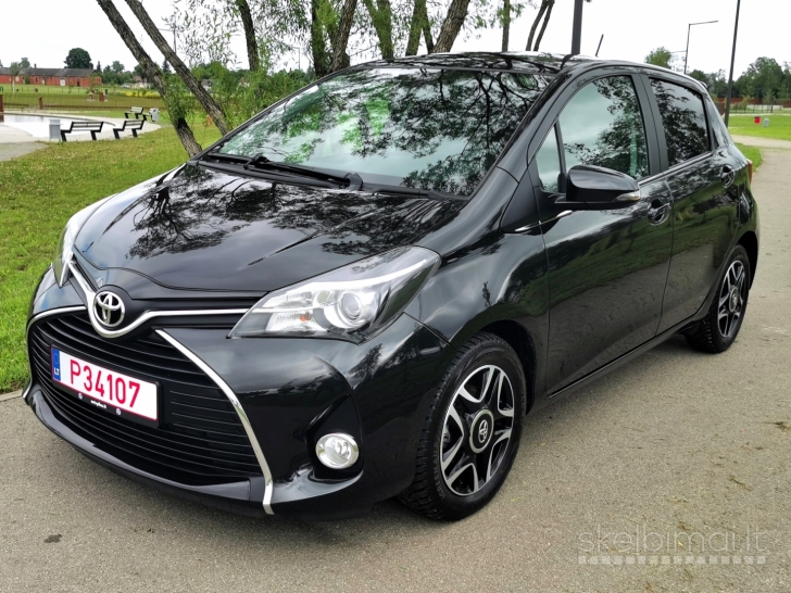 Toyota Yaris 2015