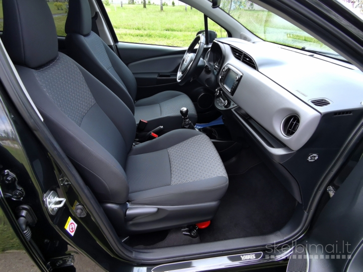 Toyota Yaris 2015