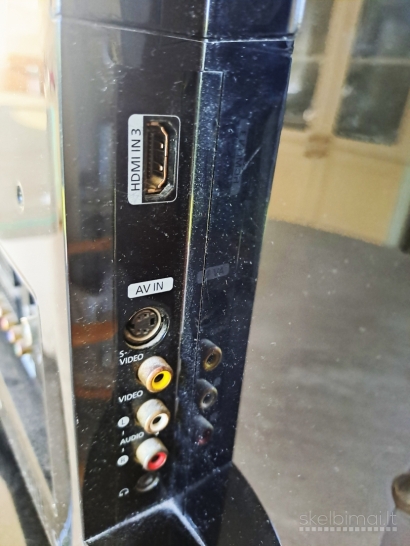 LCD televizorius Samsung 30' ir TV priedėlis Intek