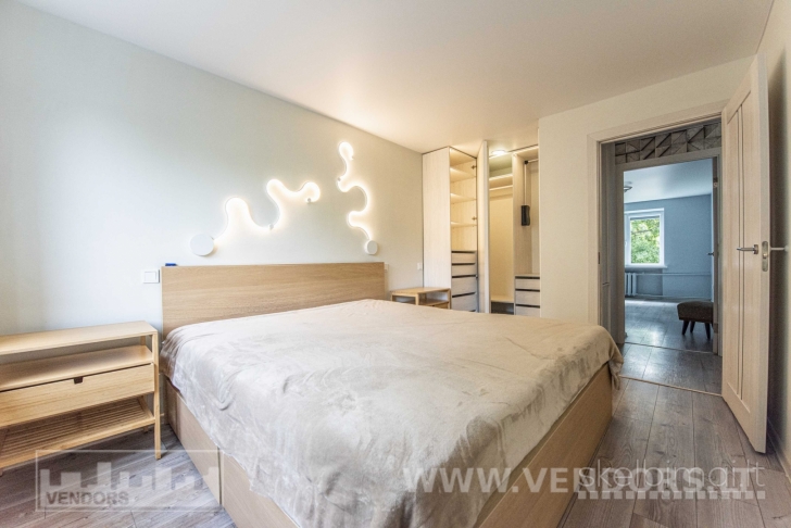 ĮRENGTAS BUTAS KAUNE, ŽALIAKALNYJE, SAVANORIŲ PR. 269