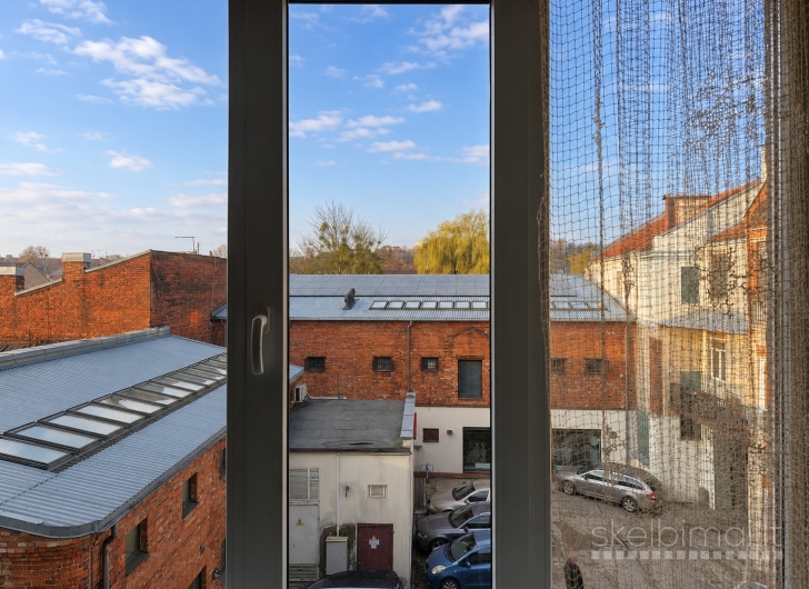 Nuomojamas 1 kambario, 37 kv. m butas (3 aukštas) Kauno senamiestyje