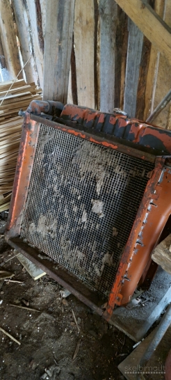 Parduodu techniką bei sovietinės technikos atsarines dalis