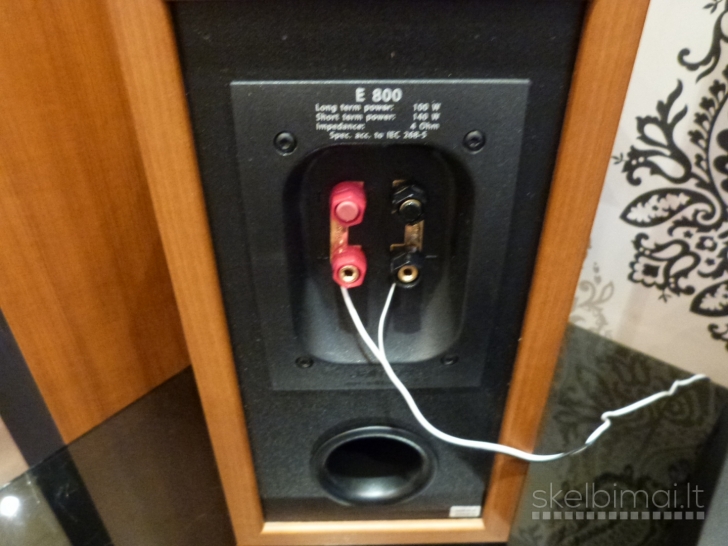 JAMO E800 Bookshelf Speakers. Made in Denmark.