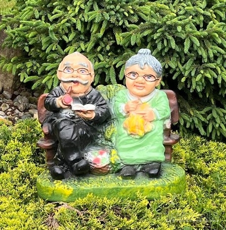 Sodo dekoracijos, dekoratyvinės statulos.