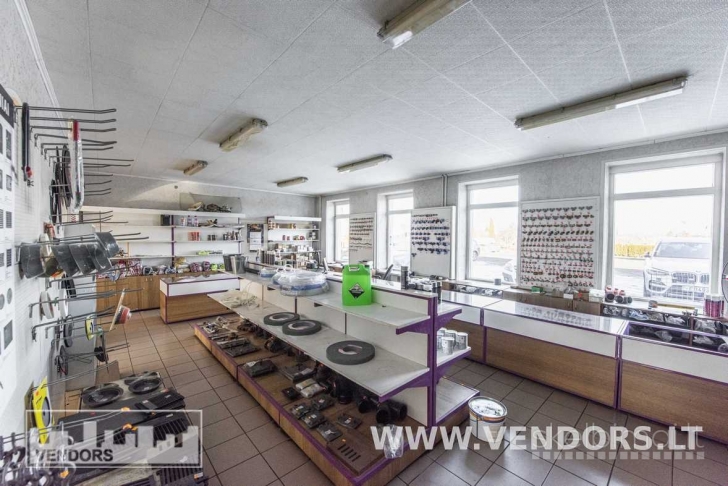 NUOMOJAMOS ĮVAIRIOS PATALPOS SU TERITORIJA ŠAKIŲ MIESTE, SODŲ G. 5.