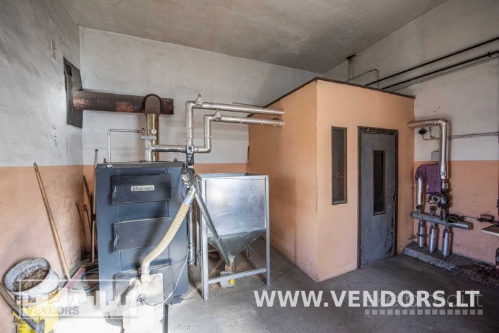 NUOMOJAMOS ĮVAIRIOS PATALPOS SU TERITORIJA ŠAKIŲ MIESTE, SODŲ G. 5.