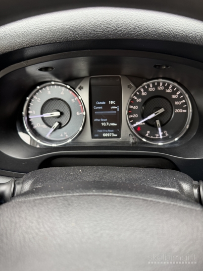 Toyota Hilux 2023 m Pikapas