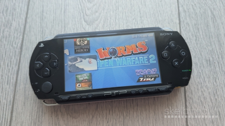 Atrištas PSP Fat 1004 64gb + 61 žaidimas