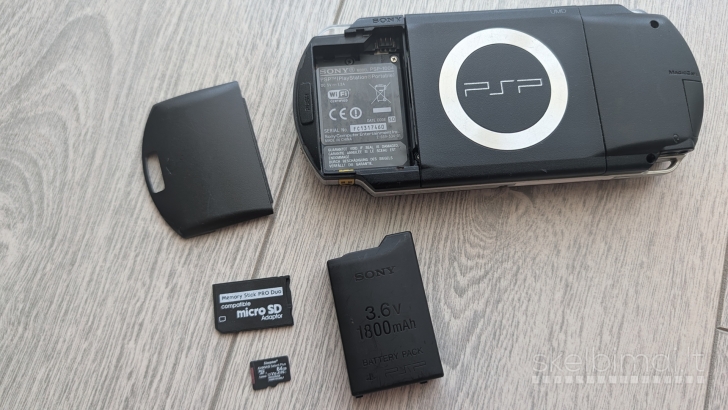 Atrištas PSP Fat 1004 64gb + 61 žaidimas