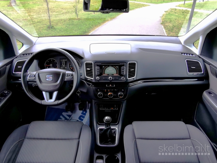 Seat Alhambra 2015