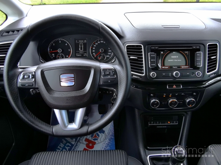 Seat Alhambra 2015