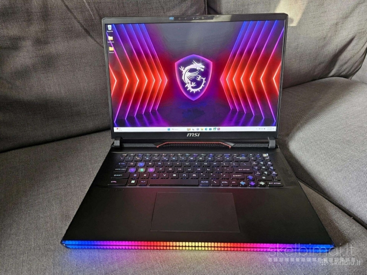 Msi Raider Rtx 4090-16gb , 14900HX , Ram32gb Ddr5 , Ssd 2,5tb 17" Qhd+ 240hz