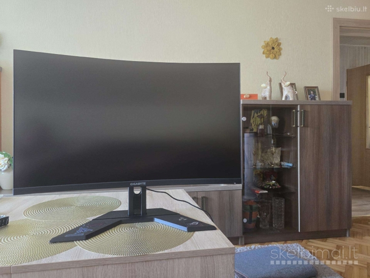 Monitorius Gigabyte M32uc 200 eurų