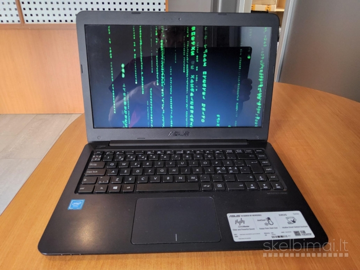 Asus E402SA (Linux) 80eur