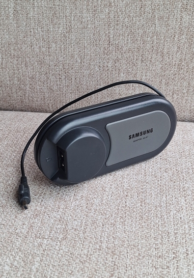 Samsung AA-E7 vaizdo kameros pakrovėjas