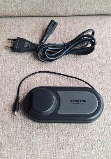 Samsung AA-E7 vaizdo kameros pakrovėjas