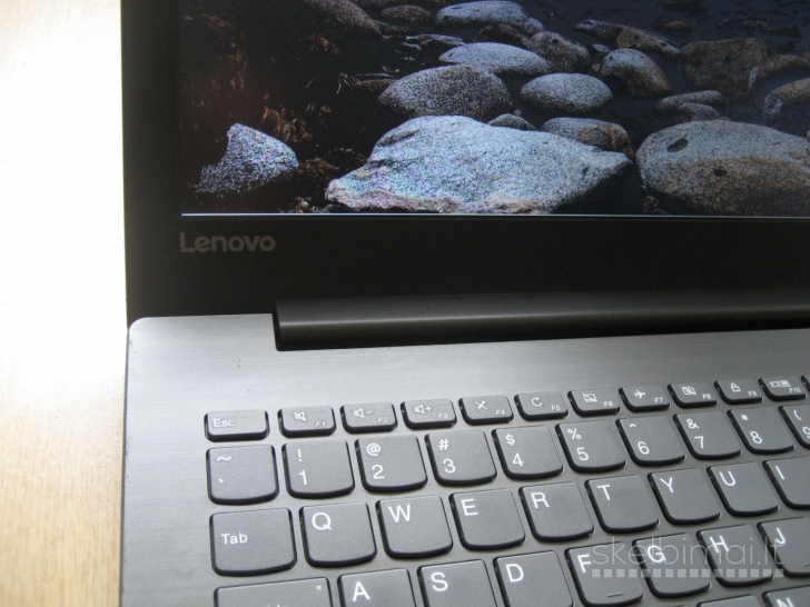 LENOVO 320-15IKB  i5 3.40GHz/ 128GB/ 8GB/ 2 val.