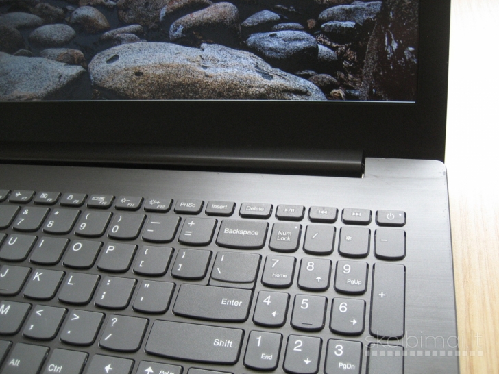LENOVO 320-15IKB  i5 3.40GHz/ 128GB/ 8GB/ 2 val.