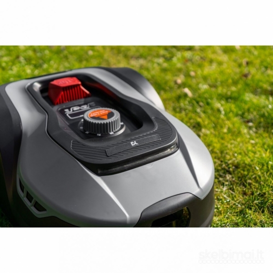 Naujas vejos pjovimo robotas Sunseeker Ma1001m20v