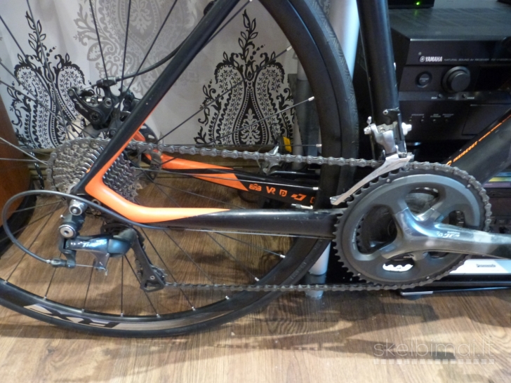 FELT Z6 Carbon Road Bike.700C. 56cm.Medium/Large. Disc Brakes. 8,2kg. RRP 1800€.