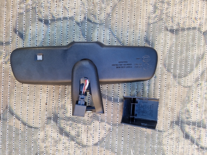 Opel Antara automatiškai patamsėjantis galinio vaizdo veidrodėlis salone