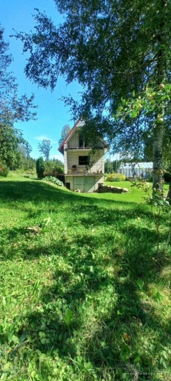 Parduodamas sodo namas šalia miško