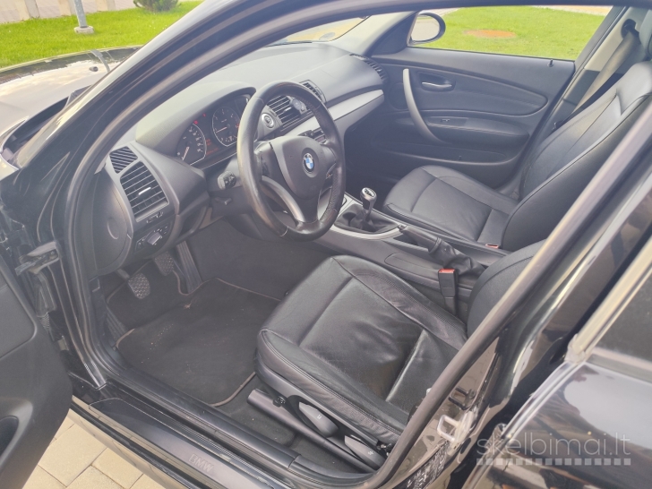 BMW E87 116D 2009M.