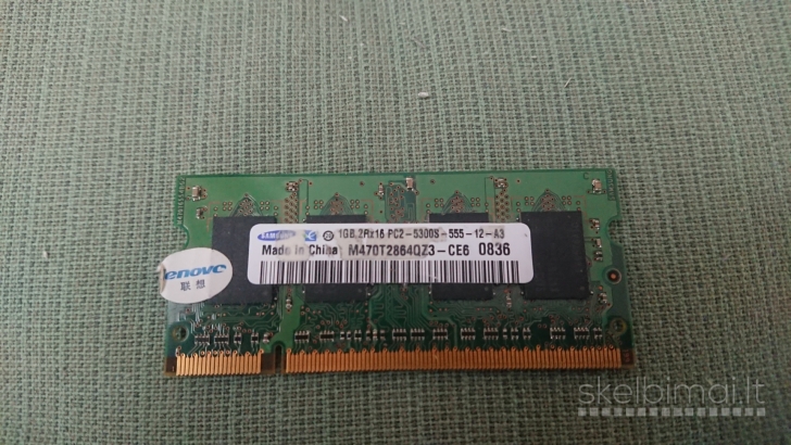 Ivairus senu laptop RAM