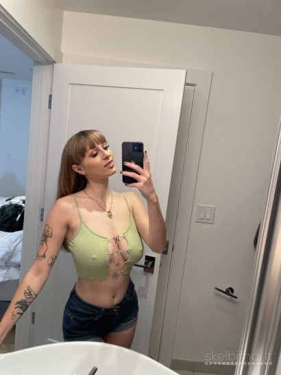 I'm available to meet outcall or incall