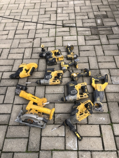 DEWALT ĮRANKIAI