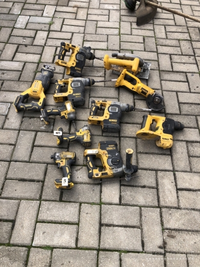 DEWALT ĮRANKIAI