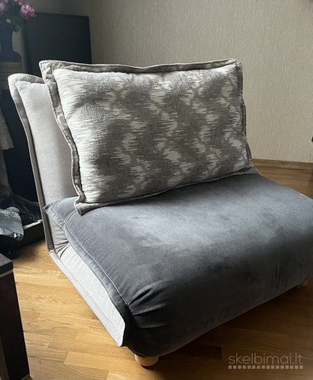 Parduodu ištiesiamą fotelį