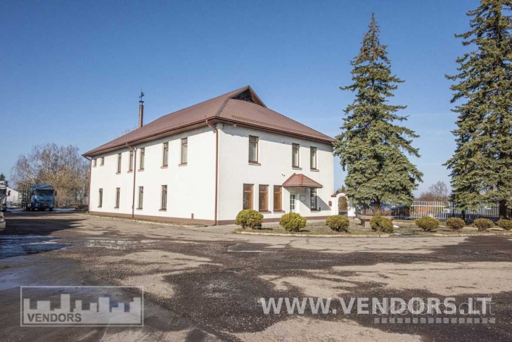 ĮVAIRIOS PATALPOS SU TERITORIJA ŠAKIŲ MIESTE, SODŲ G. 5.