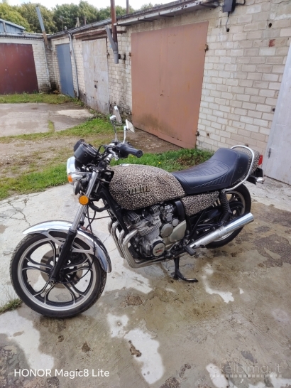 Yamaha Xj 550