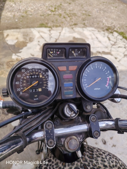 Yamaha Xj 550