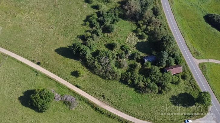 Sodyba su 1,75 ha žemės