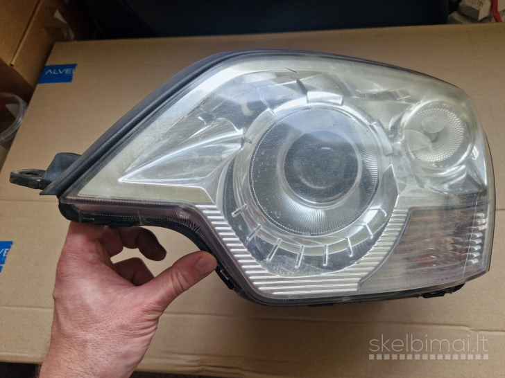 Opel Antara kairės pusės priekinis žibintas XENON