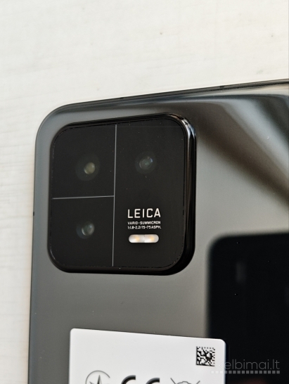 Xiaomi 13 with Leica