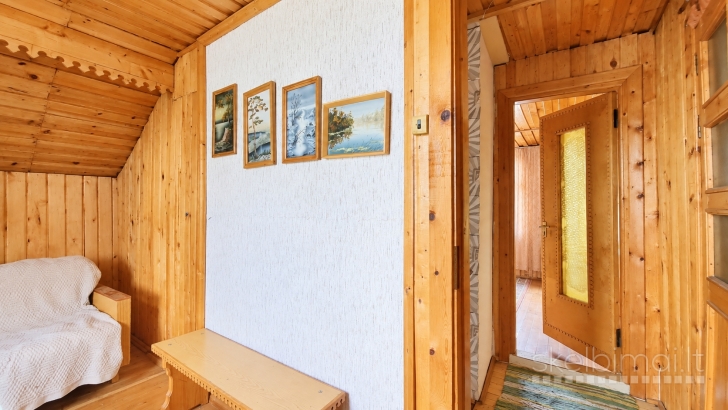 Erdvus sodo namas