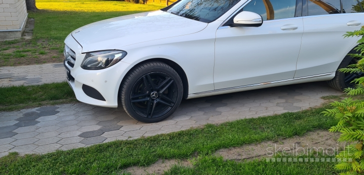 Mercedes benz C klasės R18 ratlankiai juodi matiniai