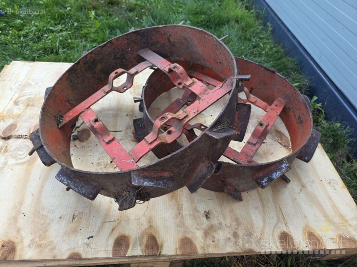 Motoblokas Mtz-05 su skirtingais padargais