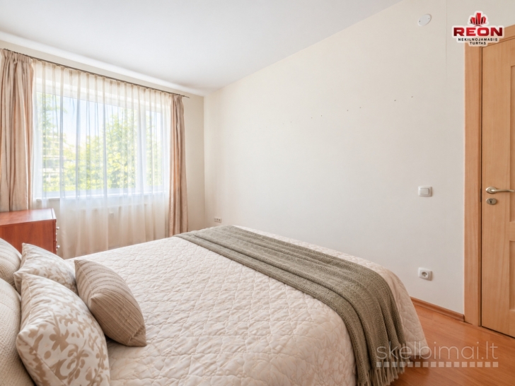 NUOMOJAMAS ERDVUS 3 KAMBARIŲ BUTAS