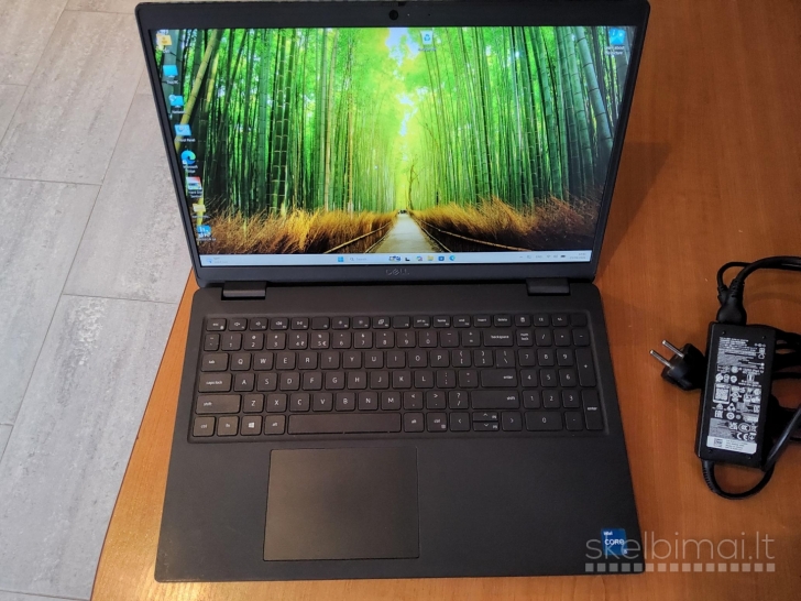 Dell Latitude 3520: i5-1135g7, 15.6", 16gb, 256gb
