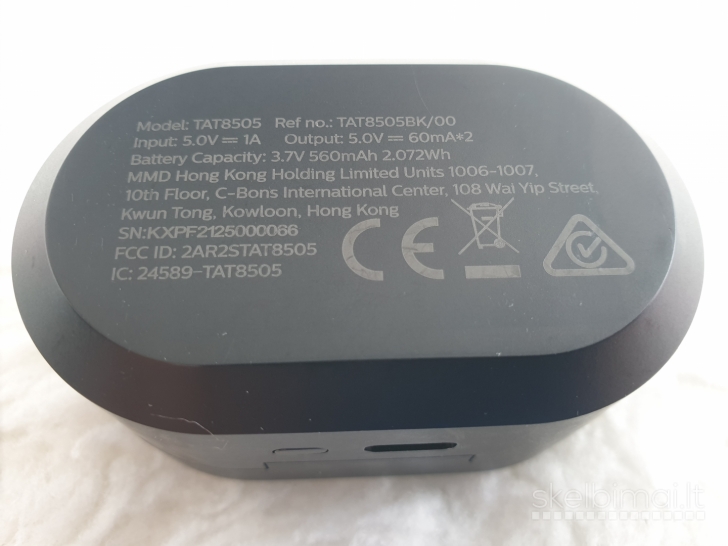 "Philips TAT8505BK/00" ausinukai (yra 3 vnt.)