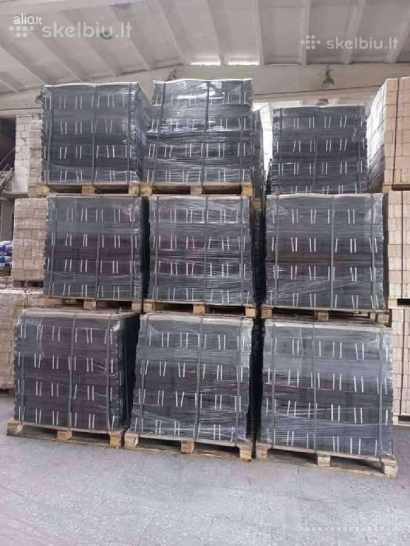 Granulės mašiukuose po 15 kg ir didmaišiai 1t, Durpių briketai