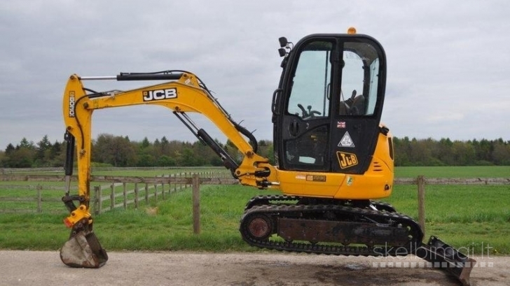 JCB 8030 ZTS 3.2t MINI EXCAVATOR - 2013